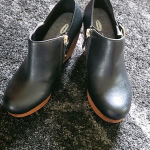 Black Wedge Shoes